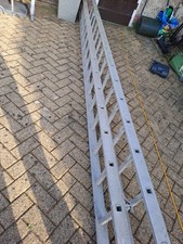 4m extendable ladder extends to 8m aluminium lightweight