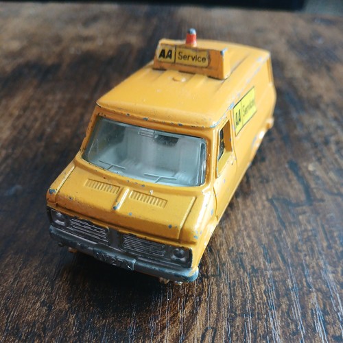 Dinky toys 412 bedford - #412, van