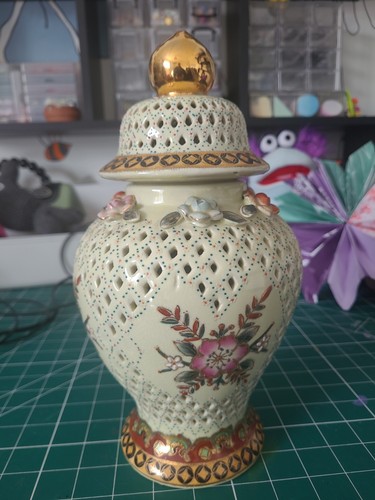 Mid century chinese ginger - century, jar