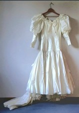 Elegant Vintage Ivory