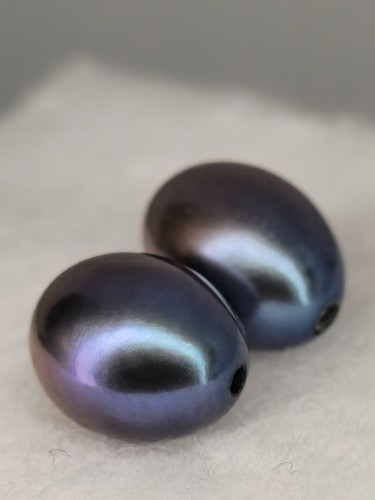 Freshwater pearls rich color - pearls,