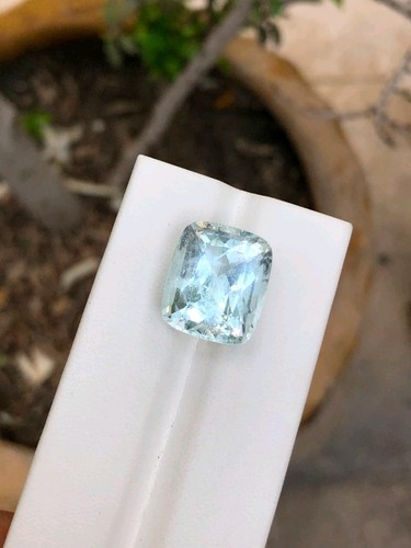 Natural aquamarine - 15,
