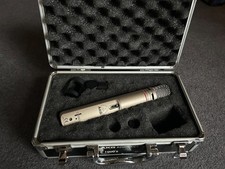 AKG c1000s condenser microphone with original case