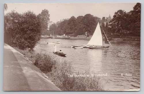 The thames richmond - at, sailing