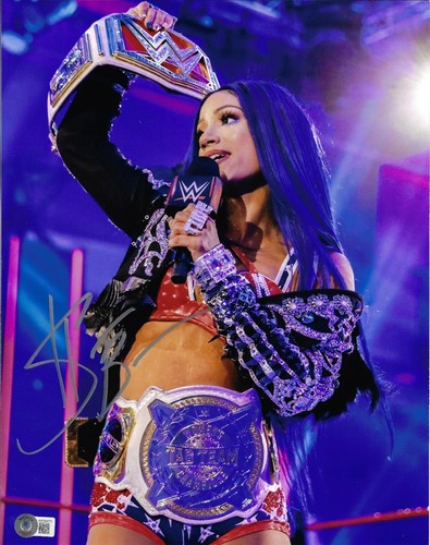 Sasha banks signed 11x14 photo - sasha,