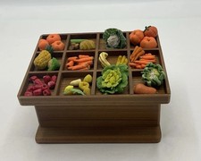 Dolls House Fruit ‘n’ Veg Stand  (RET/90)