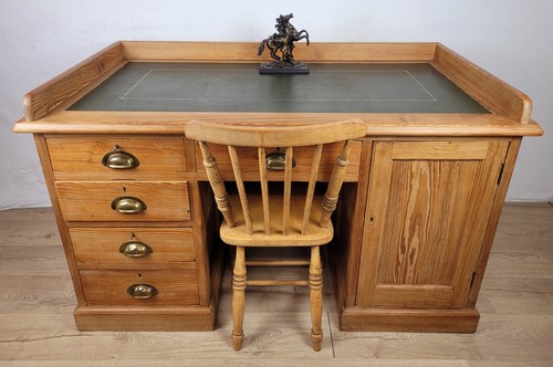 Pine writing desk chair - pine,
