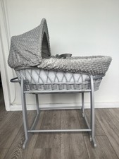Clair de Lune Grey Dimple Moses Basket with Rocking Stand