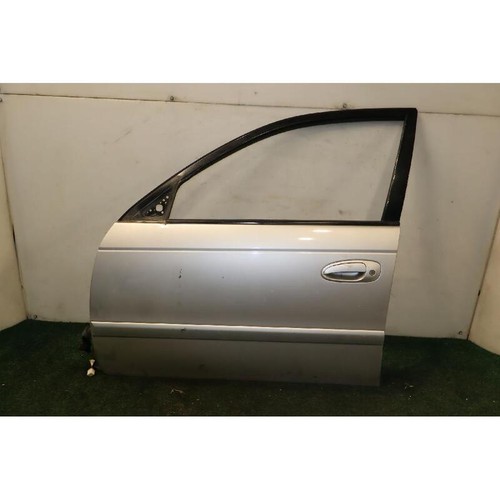 Front door toyota avensis - front,