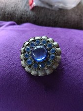 vintage round blue stones brooch,2 inches dia,clasp pin broken off