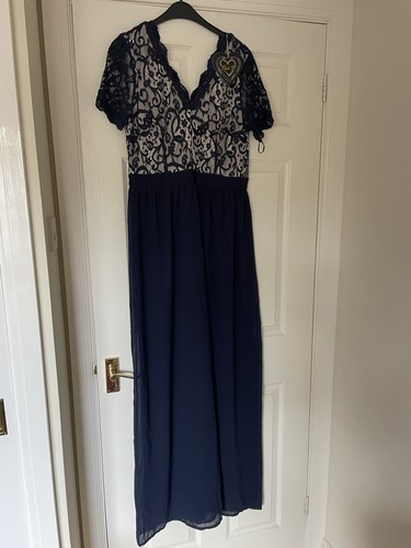 Bnwt clubl navy - bnwt,