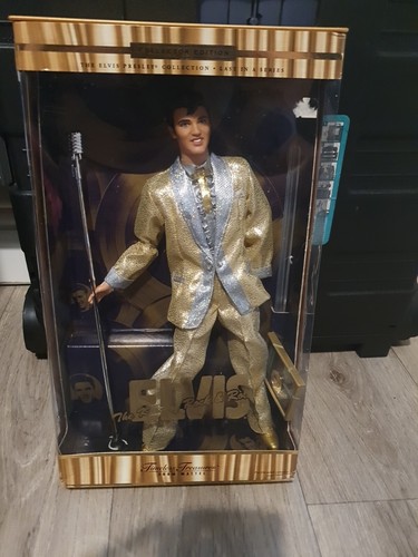 Elvis the king rock roll - elvis,