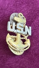 Original US Navy Chief Petty Officer (CPO) Fouled Anchor Collar Insignia Badge