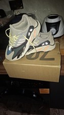 adidas Yeezy Boost 700 Wave