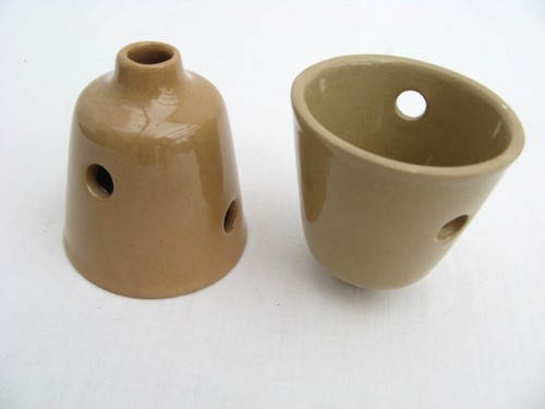 Pie funnel made from glazed