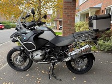 2010 BMW R1200 GS ADVENTURE MOTORBIKE FITTED WITH PANNIERS AND TOM TOM