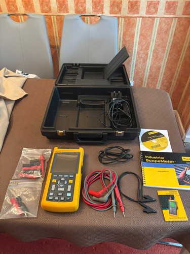 Fluke 123 scopemeter - fluke,