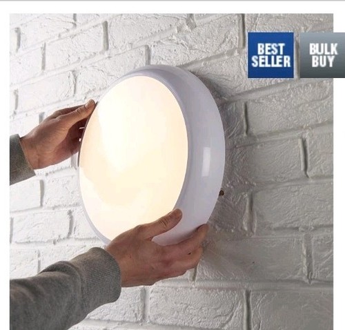 Saxby bulkhead light - saxby, white