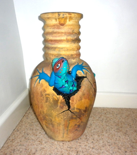 Large unusual terracotta pot - large,