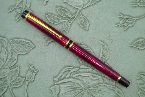 Beautiful pilot grance reddish - beautiful,