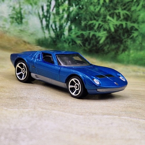 Hot wheels lamborghini - hot, '71