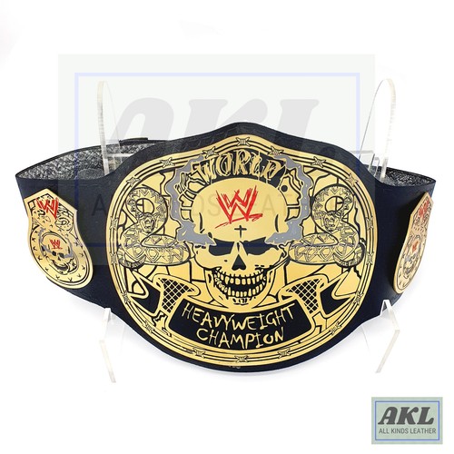 Stone cold smoking skull - stone,