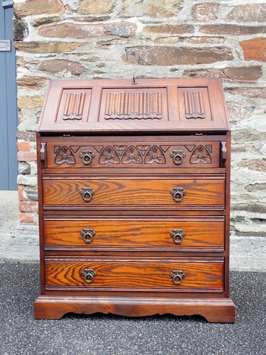 Old charm oak - old,