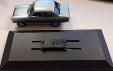 CORGI VANGUARDS 1/43 FORD ESCORT MK1 RS2000 STARDUST SILVER VA09530 DAMAGED BASE