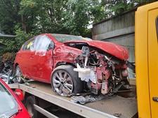 TOYOTA AURIS 2013-15 1.8