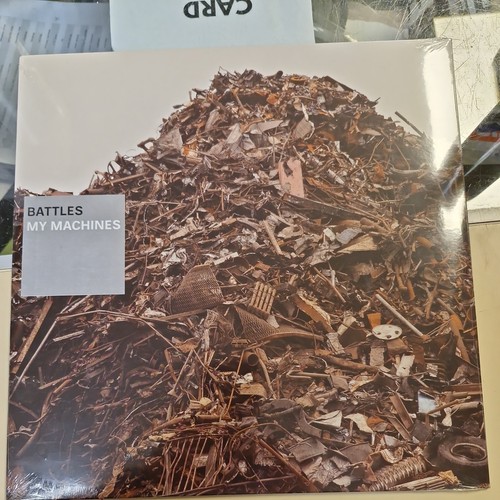 Machines battles gary - machines, by