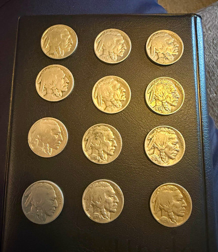 Buffalo nickel mixed years - 5c,