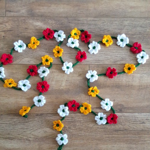 Hand crochet flower - hand,