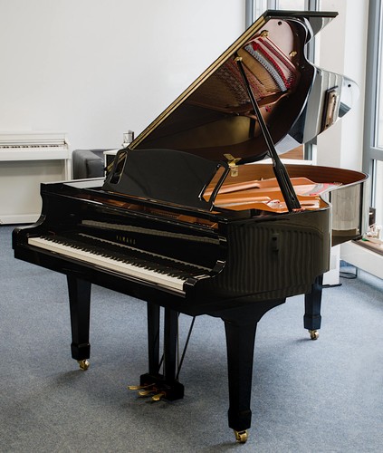 Yamaha piano c3x - piano,