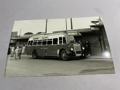 Bus photo harrogate - photo, station