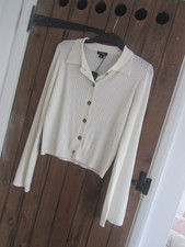 boohoo cream 2025 lightweight collared cardigan L