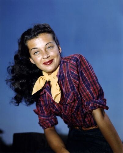 Gail russell unsigned photo - russell,