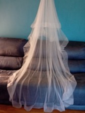 Ivory veil 2 tier chapel