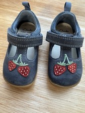 Baby Girl Pre Walkers Clarke Shoes 3.5 G  Leather Inside And Out Eu Size 19
