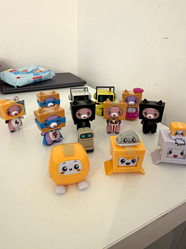 Lankybox mystery figures - lankybox,
