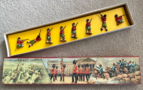 Scots grey 1940 lead - scots, kilted