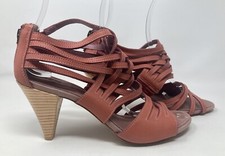 J Shoes size 7 (40) US 9.5