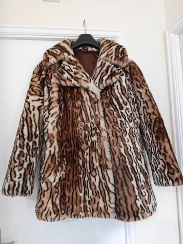 Stunning leopard pattern - stunning,