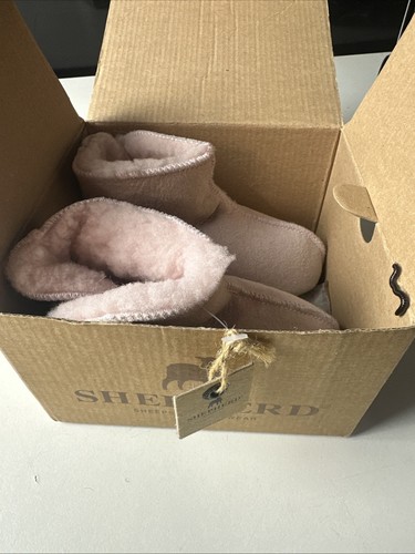 Shepherd sweden sheepskin - sweden,