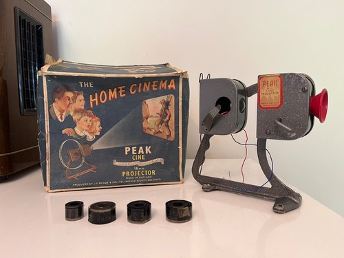 Vintage 1950s peak - peak, cine