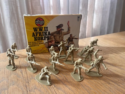 Vintage 1977 airfix toy - vintage,