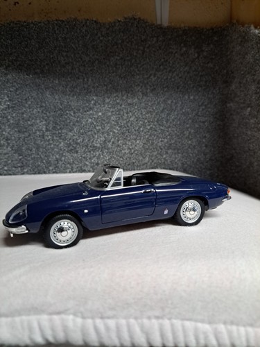 Leo models alfa - romeo, spider