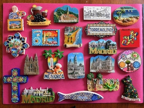 Souvenir fridge magnet - ,