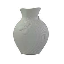 Kaiser Vase, 8.75 Inches, 0331