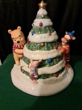 Winnie-the-Pooh Xmas Biscuit Barrel Christmas Disney Original Boxed cookie jar 