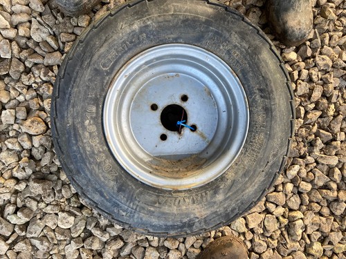 New 205 x10 - 205, tyre